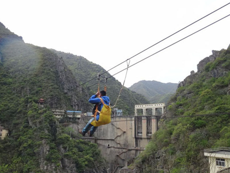 內(nèi)蒙古通遼大青溝風景區(qū)滑索