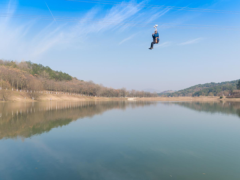 哪些地方不能搭建滑索，景區(qū)滑索廠家來(lái)解答